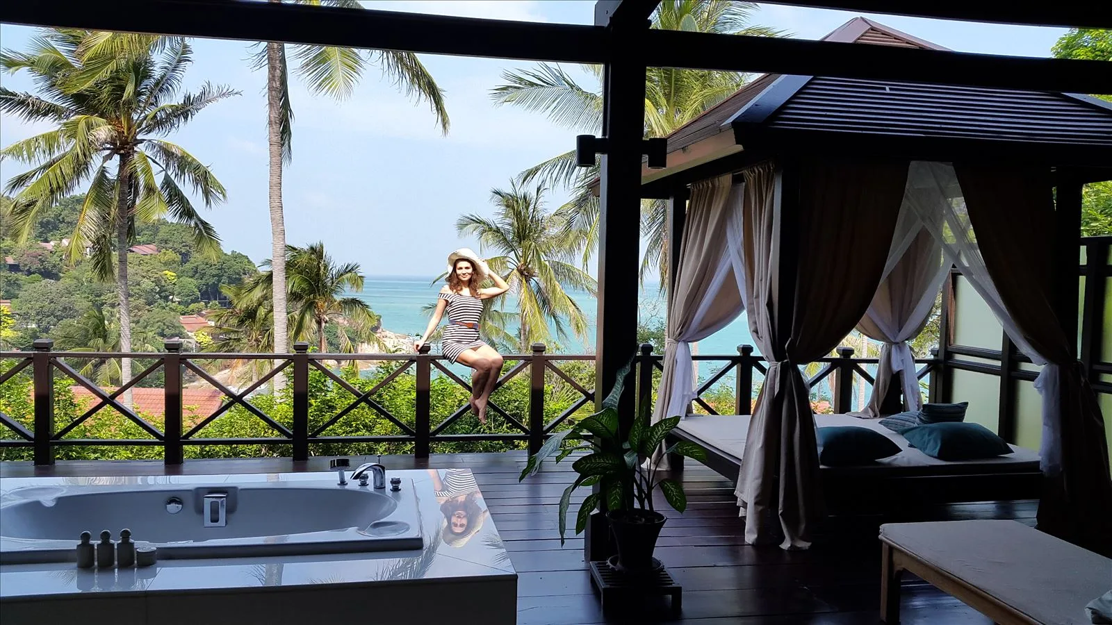 Tongsai Bay hotel villa with sea view