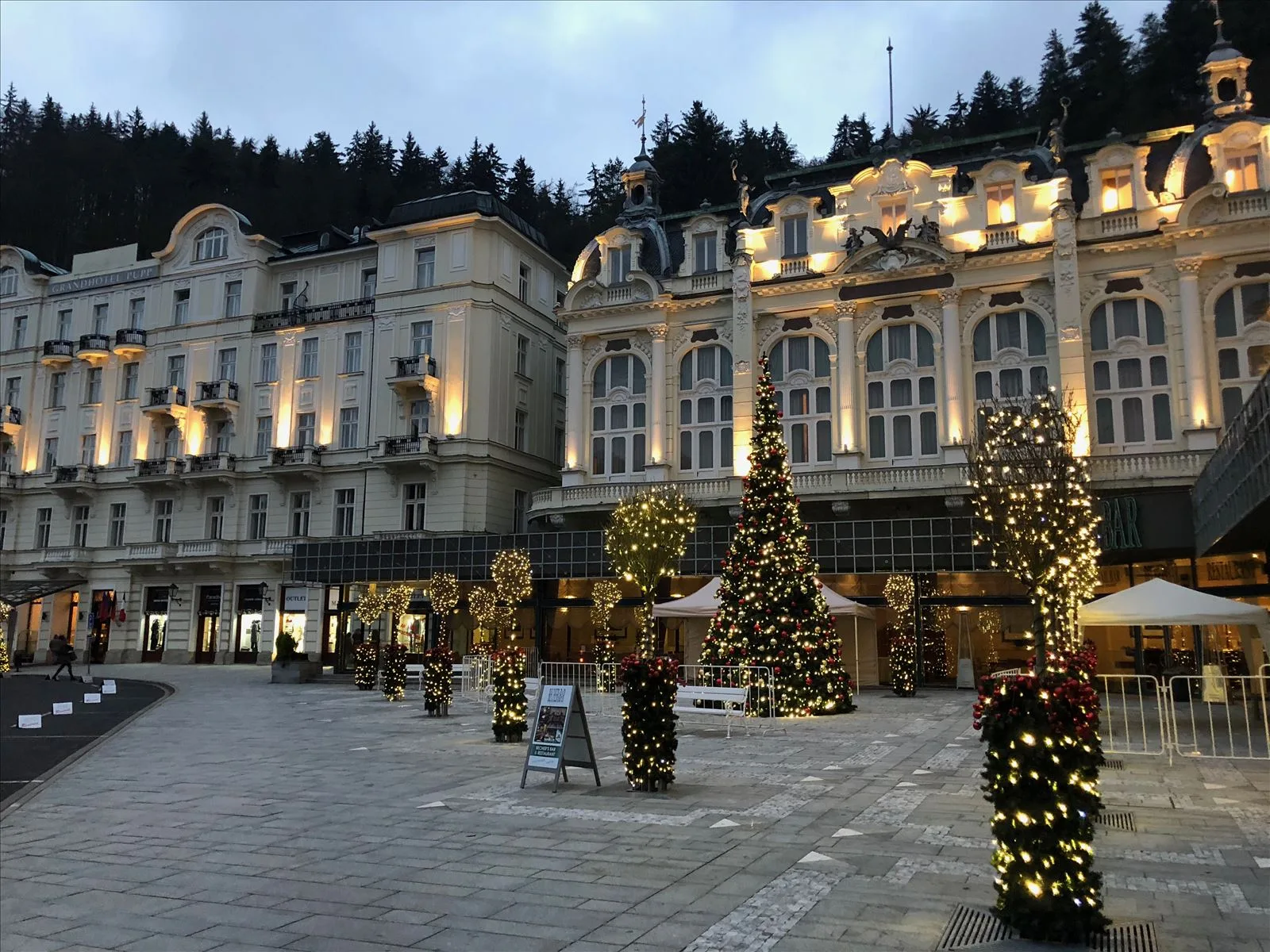 Christmas market in Karlovy Vary