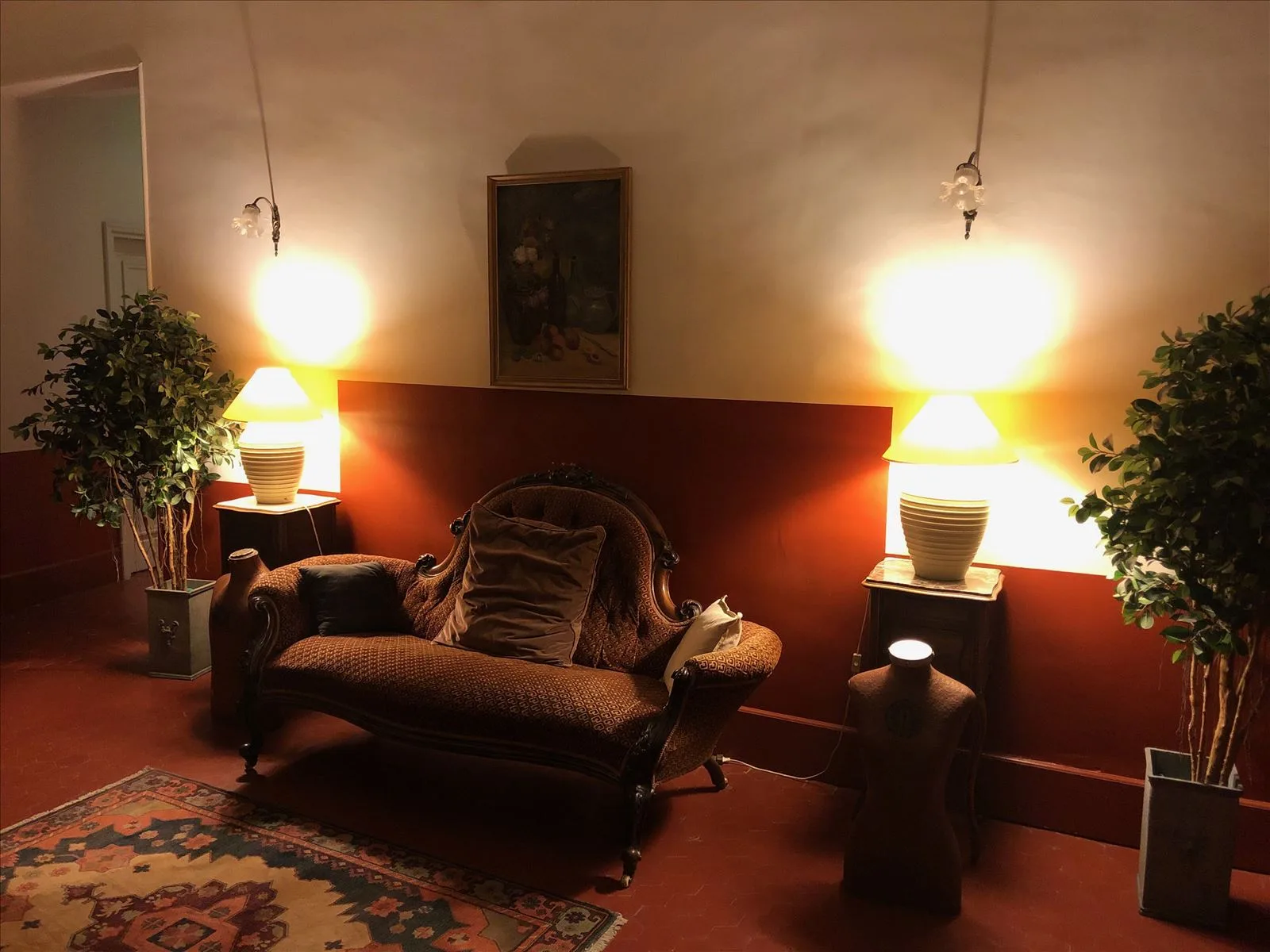 Living room with antique furniture in a chateau