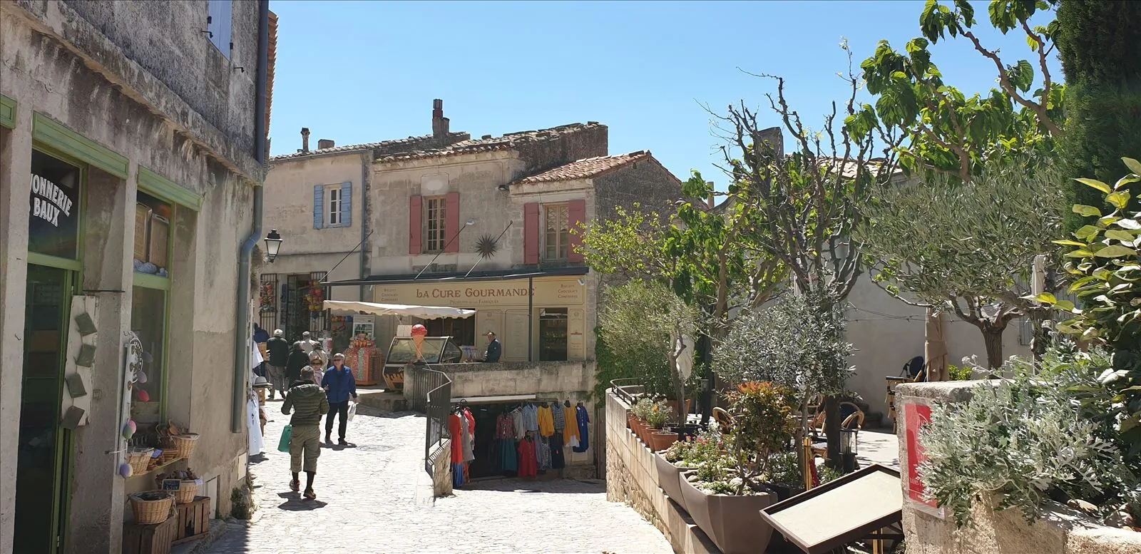 Square with plane trees in Provençal village