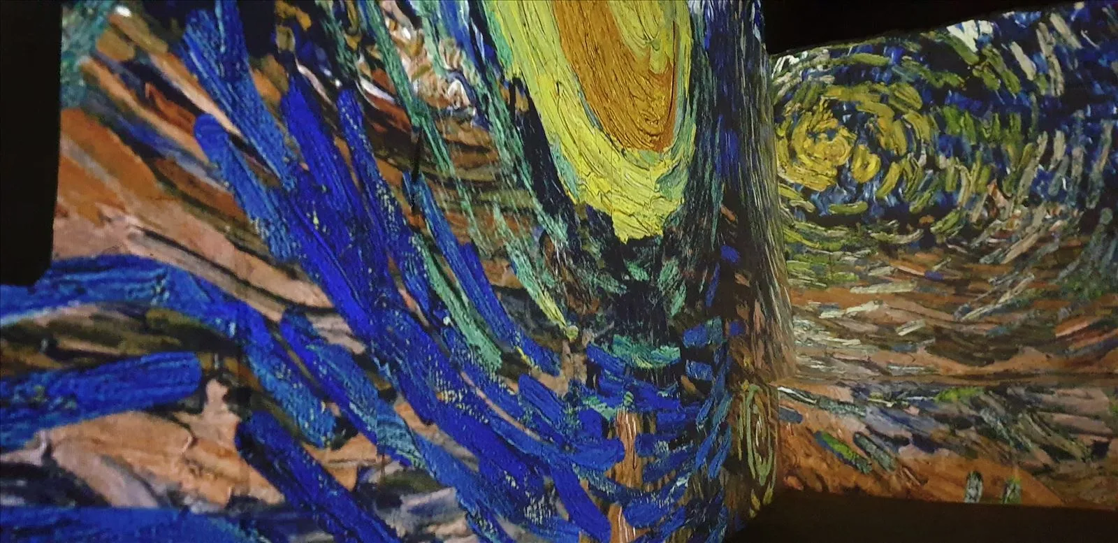 Van Gogh projection on quarry walls