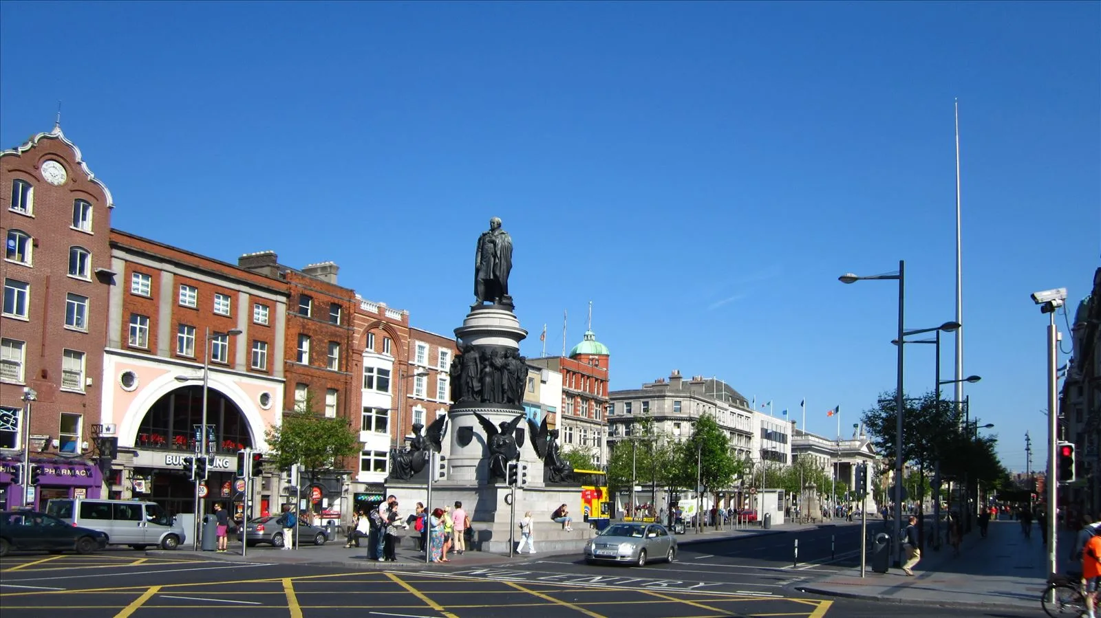 Daniel O'Connell monument on O'Connell Street