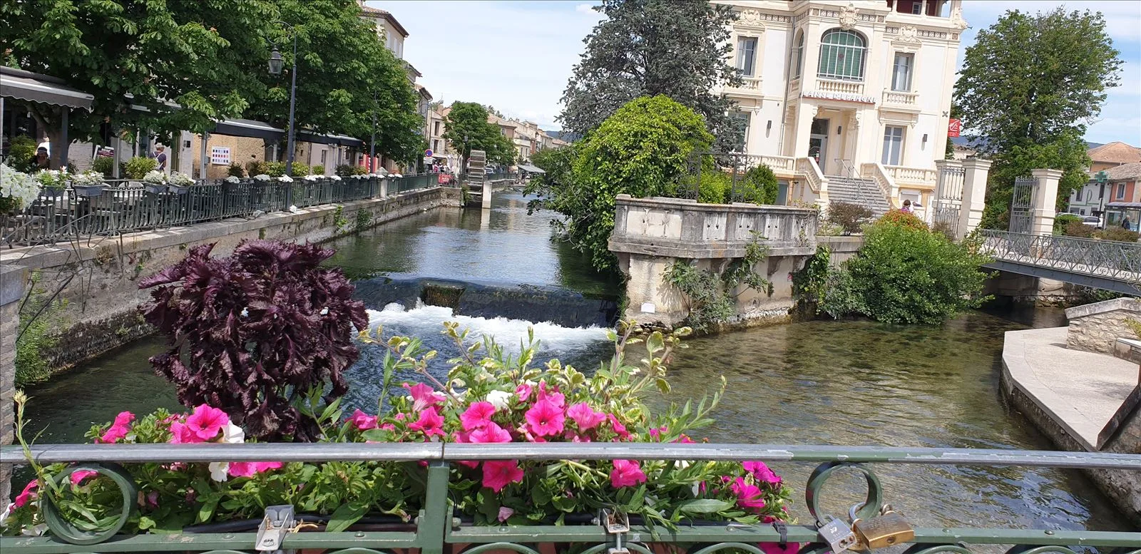 Bridge over the canal in L'Isle-sur-la-Sorgue