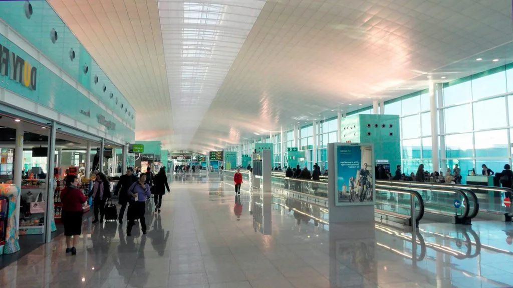 Arrival hall at El Prat Airport, Barcelona