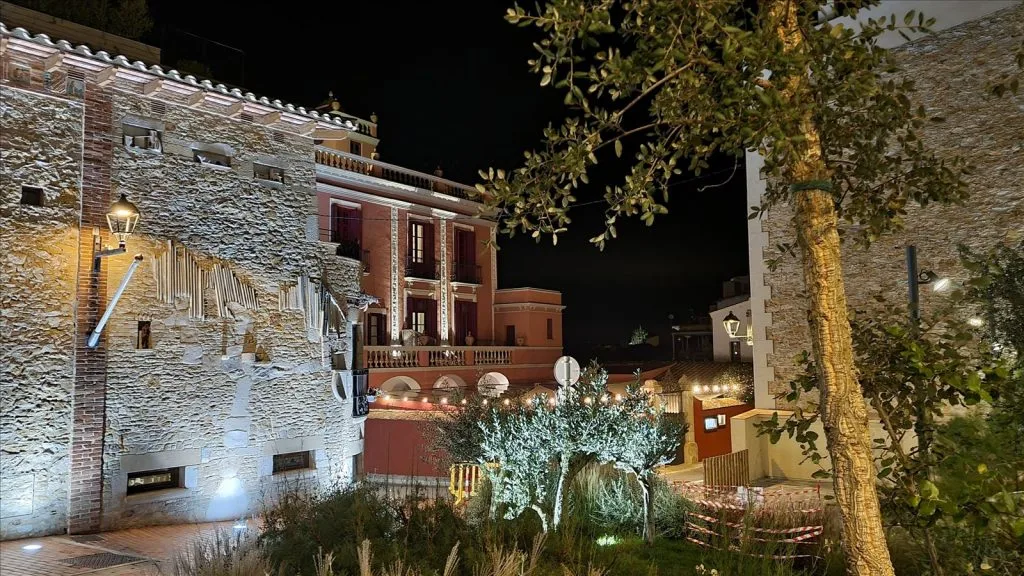 Hotel restaurant with romantic lighting