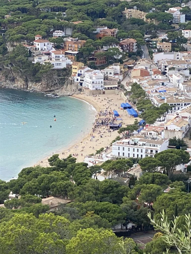Lighthouse on rocky Costa Brava shore