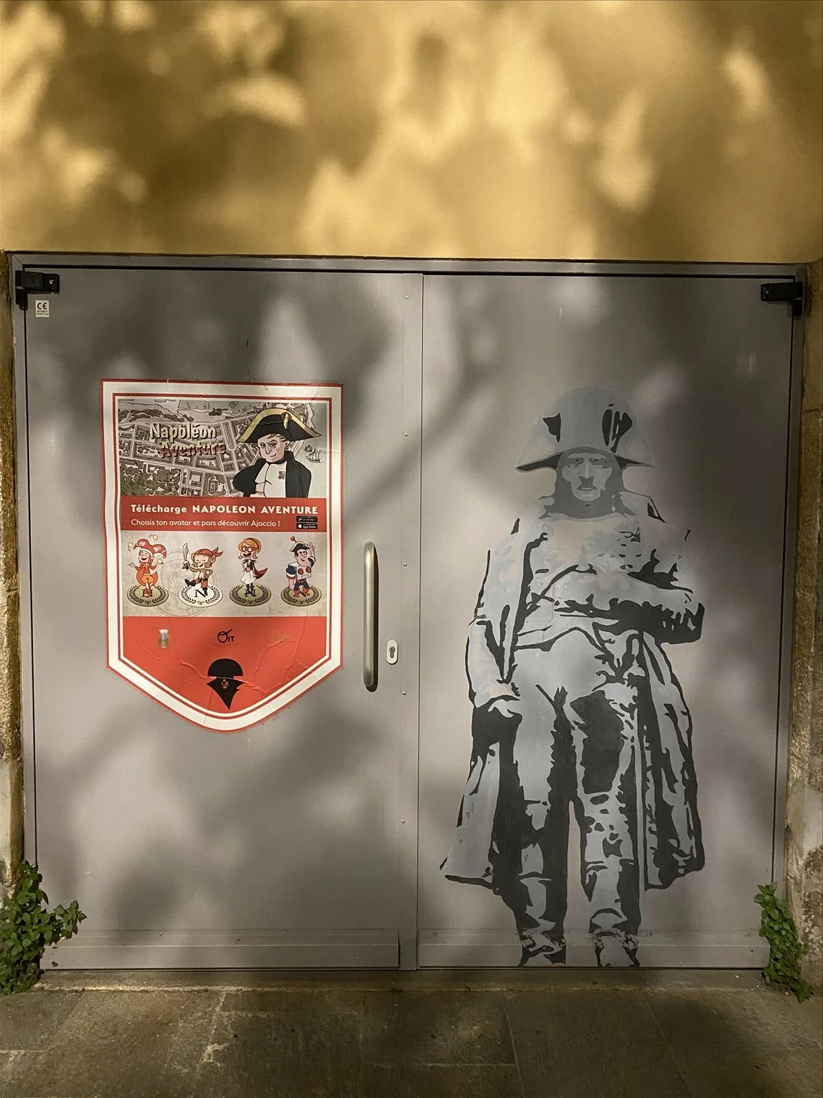Corsican coat of arms mural on wall