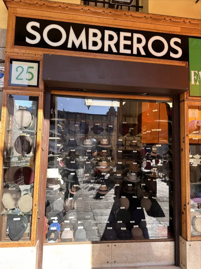 Café with outdoor tables, Madrid center