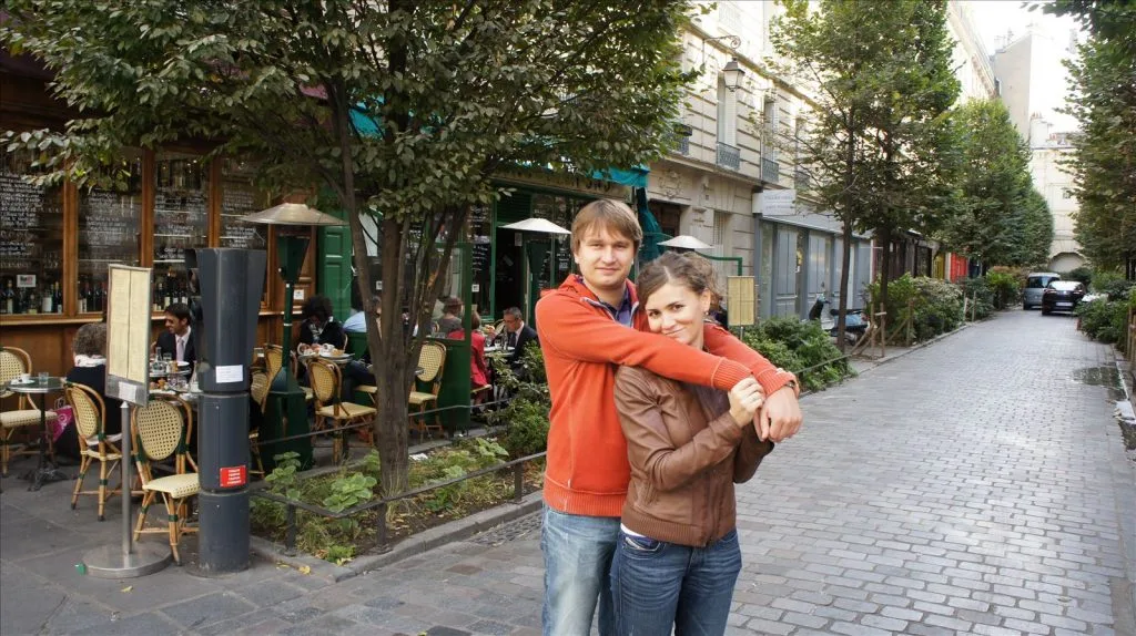 Street café in the Latin Quarter of Paris