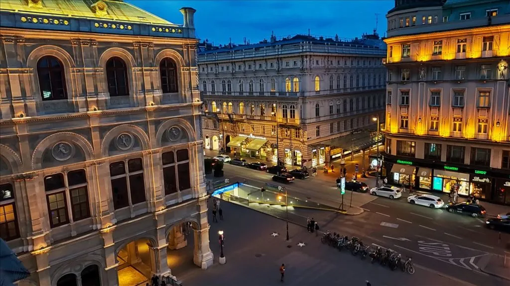 Vienna Opera and square in the evening