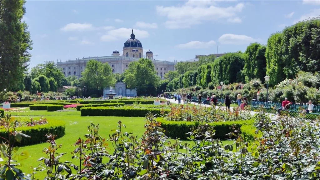Garden with floral patterns and palace, Vienna